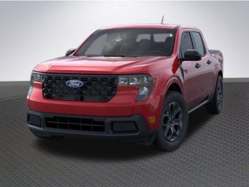 New 2026 Ford Maverick XLT w/ XLT Luxury Package FWD image 2