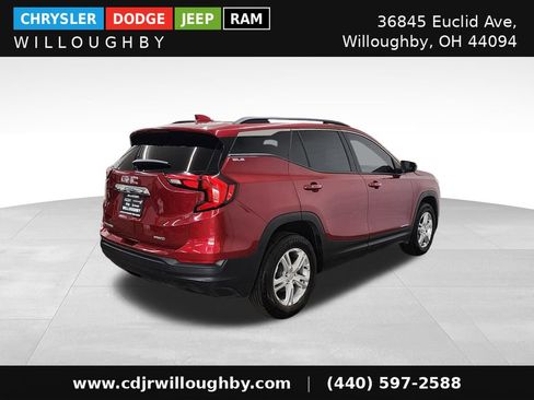 Used 2018 GMC Terrain SLE w/ Driver Convenience Package AWD/4WD image 8