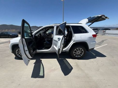 Used 2016 Jeep Grand Cherokee Limited w/ Luxury Group II AWD/4WD image 16