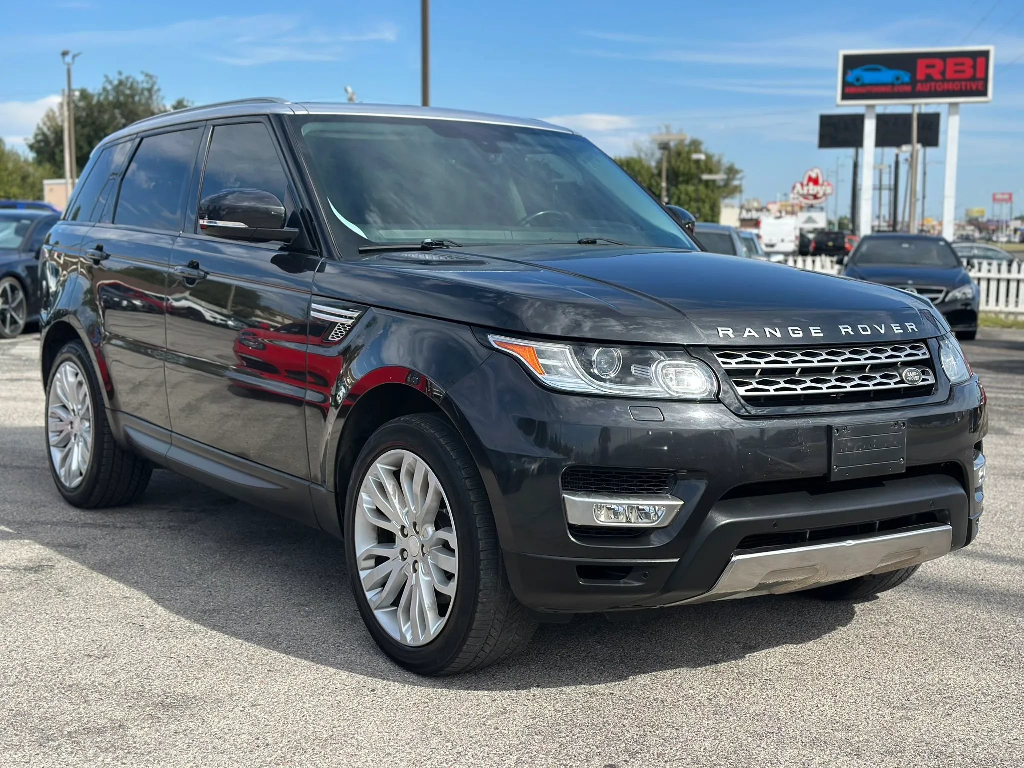 Used 2014 Land Rover Range Rover Sport HSE AWD/4WD image 4
