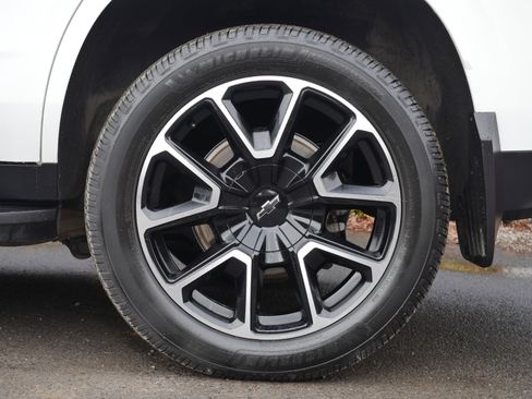 Used 2023 Chevrolet Tahoe RST w/ Luxury Package image 21