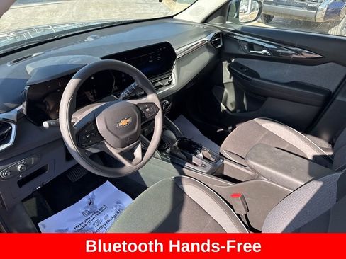 Used 2025 Chevrolet TrailBlazer LT image 13