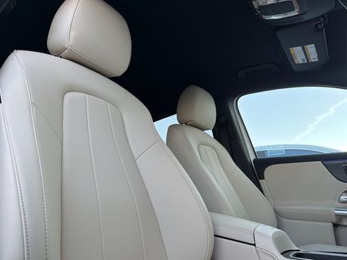 Certified 2025 Mercedes-Benz GLA 250 image 19