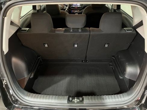Used 2023 Kia Soul LX image 12