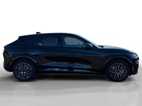 Certified 2024 Ford Mustang Mach-E Premium image 6