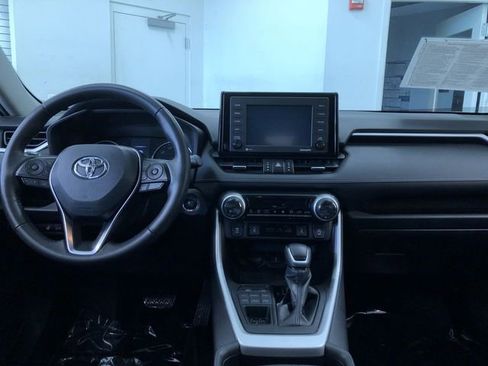 Used 2021 Toyota RAV4 XLE Premium AWD/4WD image 18