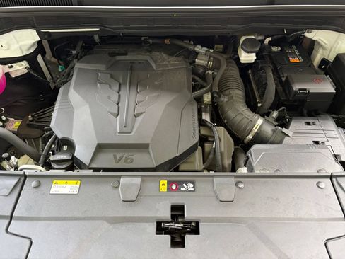 Used 2026 Kia Carnival FWD image 34