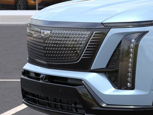 New 2026 Cadillac Vistiq Sport w/ LPO, Floor Liner Package AWD/4WD image 13