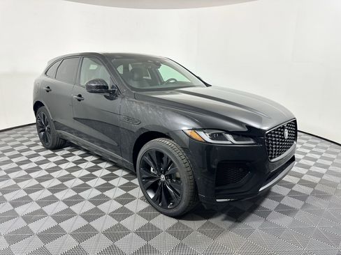Used 2026 Jaguar F-PACE R-Dynamic S AWD/4WD image 6