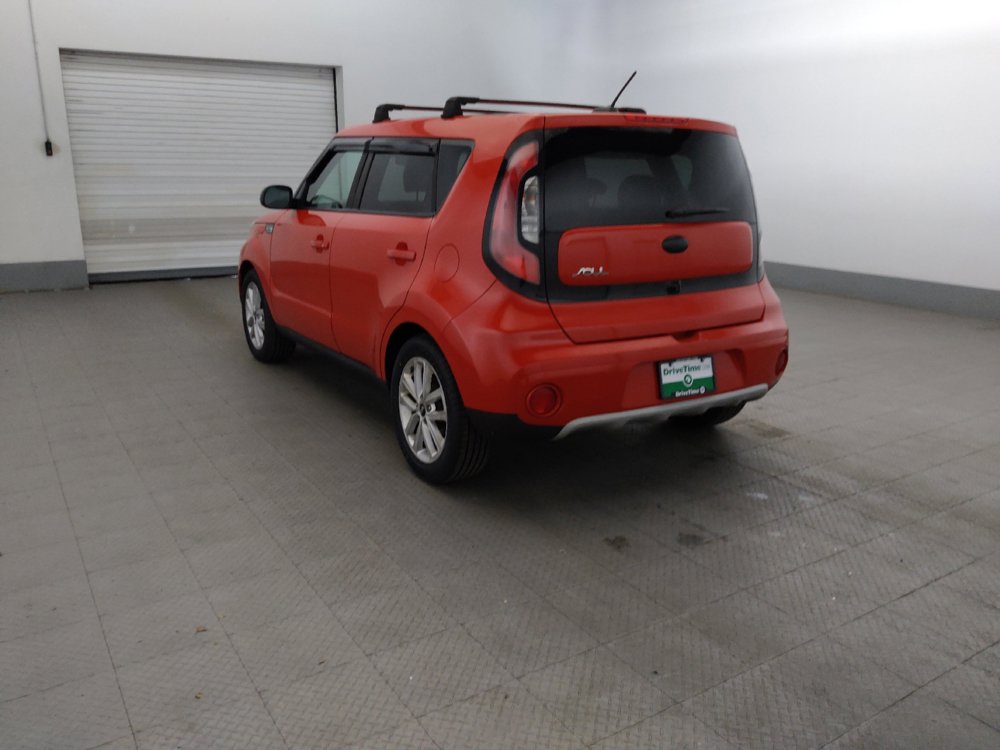 Used 2019 Kia Soul + FWD image 5