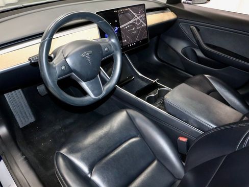 Used 2018 Tesla Model 3 Long Range image 27