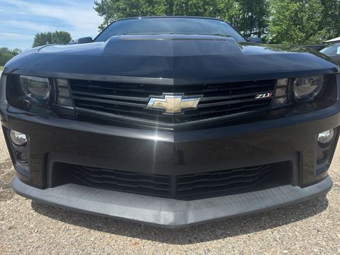 Used 2013 Chevrolet Camaro ZL1 RWD image 4