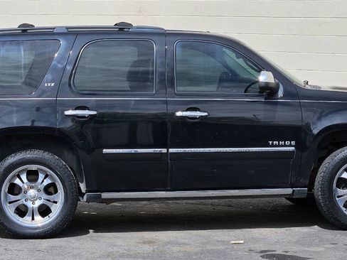 Used 2009 Chevrolet Tahoe LTZ image 6