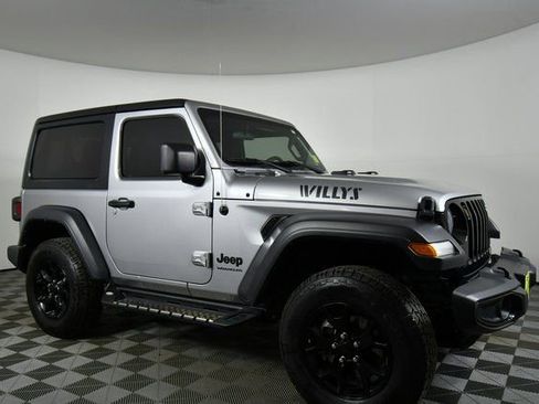 Used 2021 Jeep Wrangler Sport image 9