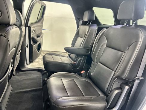 Certified 2023 Chevrolet Traverse LT w/ LT Premium Package AWD/4WD image 26