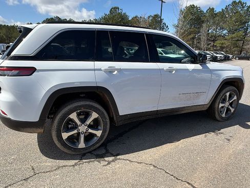 New 2026 Jeep Grand Cherokee Limited image 8