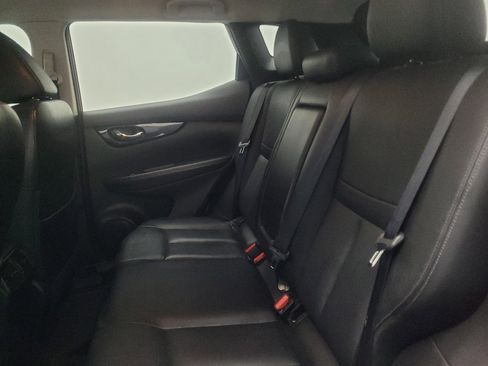 Used 2018 Nissan Rogue Sport SL FWD image 18