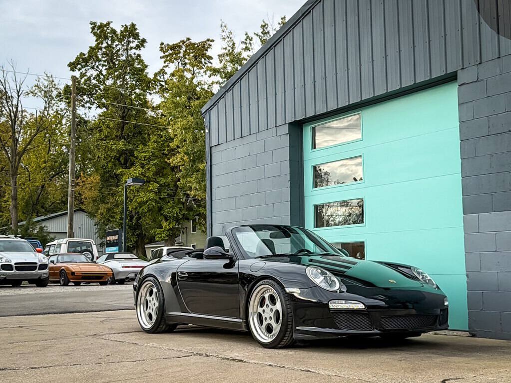 Used 2009 Porsche 911 Carrera RWD image 11
