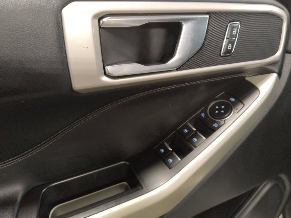 Used 2021 Ford Explorer XLT RWD image 27