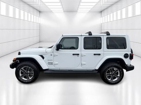 Used 2018 Jeep Wrangler Unlimited Sahara image 8