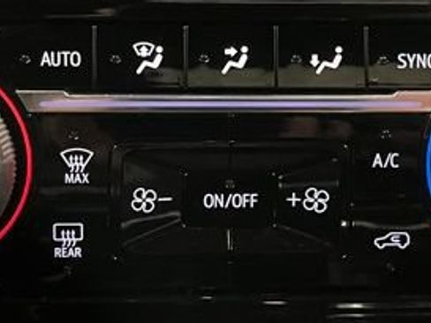 Used 2023 Chevrolet Silverado 1500 RST AWD/4WD image 34