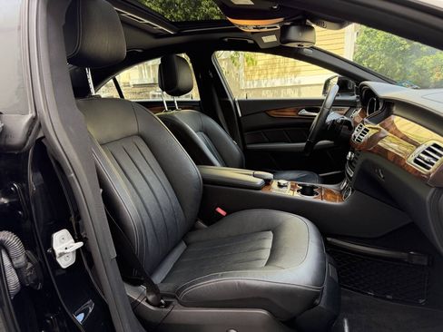 Used 2014 Mercedes-Benz CLS 550 4MATIC image 19