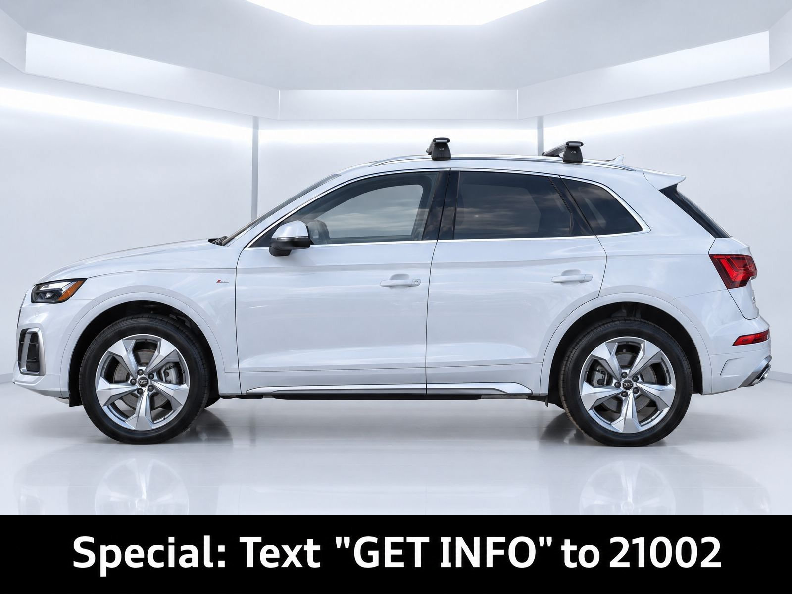 Used 2023 Audi Q5 2.0T Premium Plus w/ Premium Plus Package AWD/4WD image 2