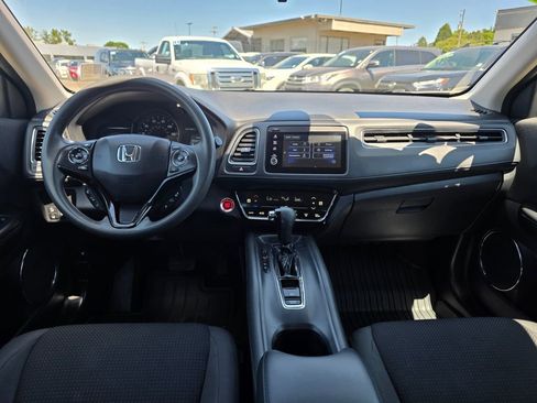 Used 2022 Honda HR-V EX image 5