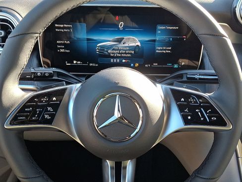 New 2026 Mercedes-Benz GLC 300 4MATIC image 13