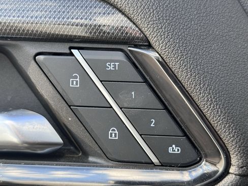 Used 2024 GMC Sierra 2500 AT4 w/ AT4 Premium Plus Package image 27