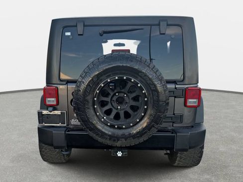 Used 2017 Jeep Wrangler Unlimited Sport w/ Connectivity Group AWD/4WD image 6