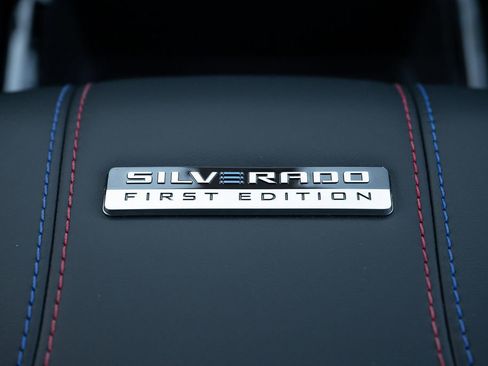 Used 2024 Chevrolet Silverado EV RST image 33