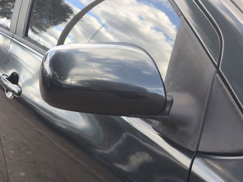 Used 2007 Toyota Yaris Sedan image 11