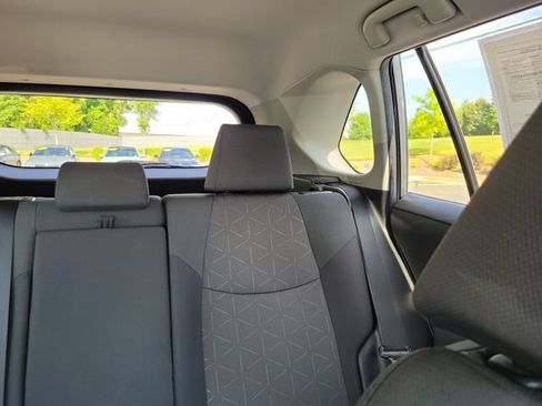 Used 2021 Toyota RAV4 XLE FWD image 12
