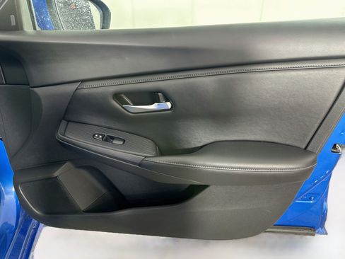 Used 2023 Nissan Sentra SV FWD image 30