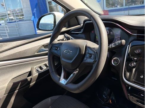 Used 2023 Chevrolet Bolt EUV LT w/ Driver Confidence Package FWD image 7
