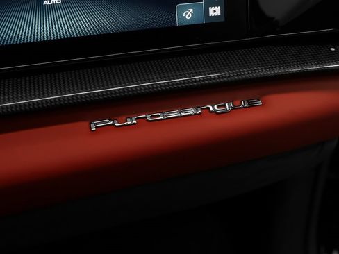 Used 2025 Ferrari Purosangue image 30