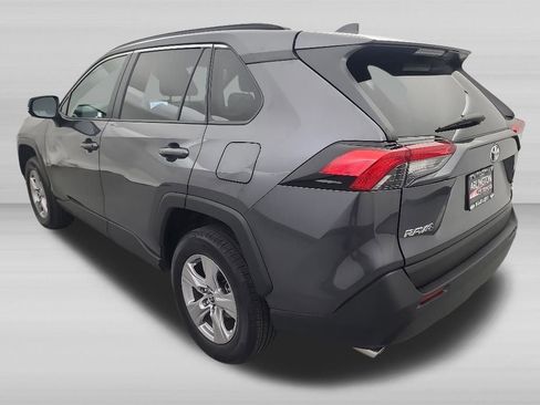 Used 2025 Toyota RAV4 XLE AWD/4WD image 6