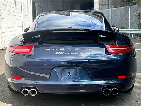Certified 2015 Porsche 911 Carrera S RWD image 9