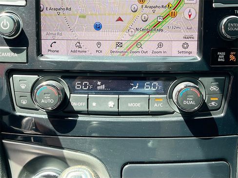 Used 2022 Nissan Maxima SR w/ Sport Mat Group image 16