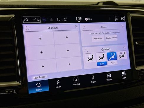 Used 2023 Chrysler Pacifica Touring-L FWD image 25