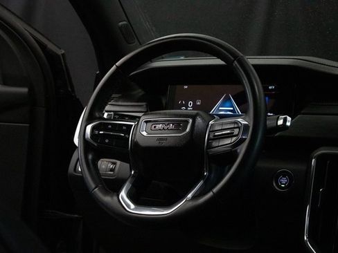 Used 2024 GMC Acadia Elevation image 14