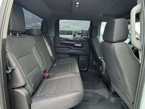 Used 2024 Chevrolet Silverado 1500 LT image 13