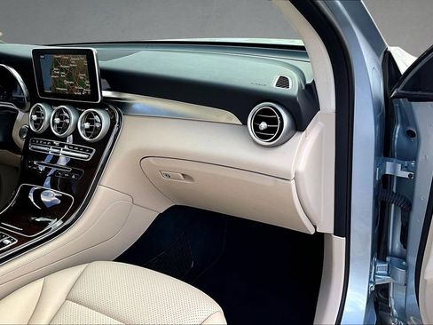 Used 2018 Mercedes-Benz GLC 300 image 26