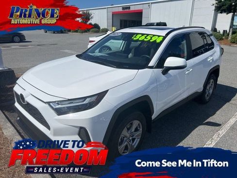 Used 2025 Toyota RAV4 XLE w/ Convenience Package FWD image 1