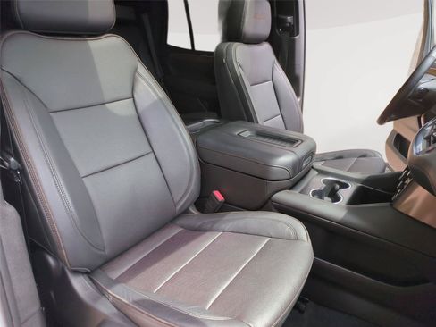 Used 2022 Chevrolet Tahoe High Country AWD/4WD image 30
