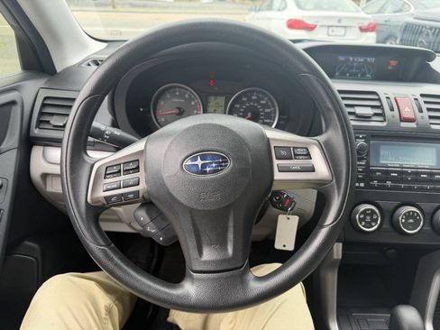 Used 2015 Subaru Forester 2.5i AWD/4WD image 29