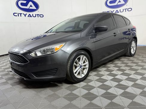Used 2018 Ford Focus SE image 27