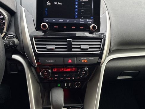 Used 2025 Mitsubishi Eclipse Cross SE image 13