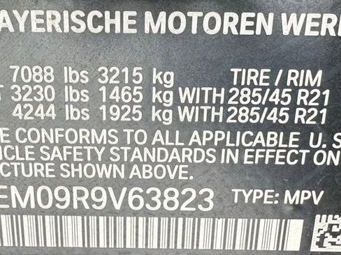 Certified 2024 BMW X7 xDrive40i w/ M Sport Package AWD/4WD image 41